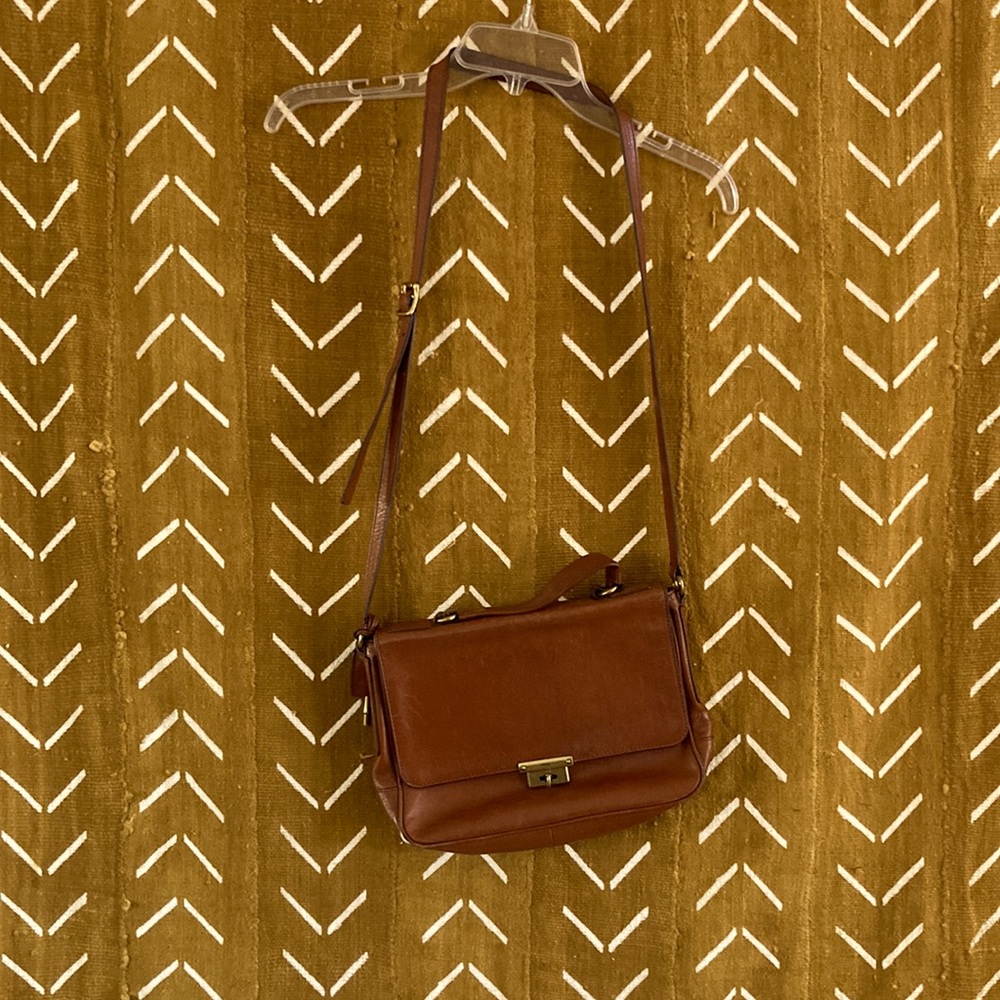 Chestnut brown Fossil crossbody briefcase style purse